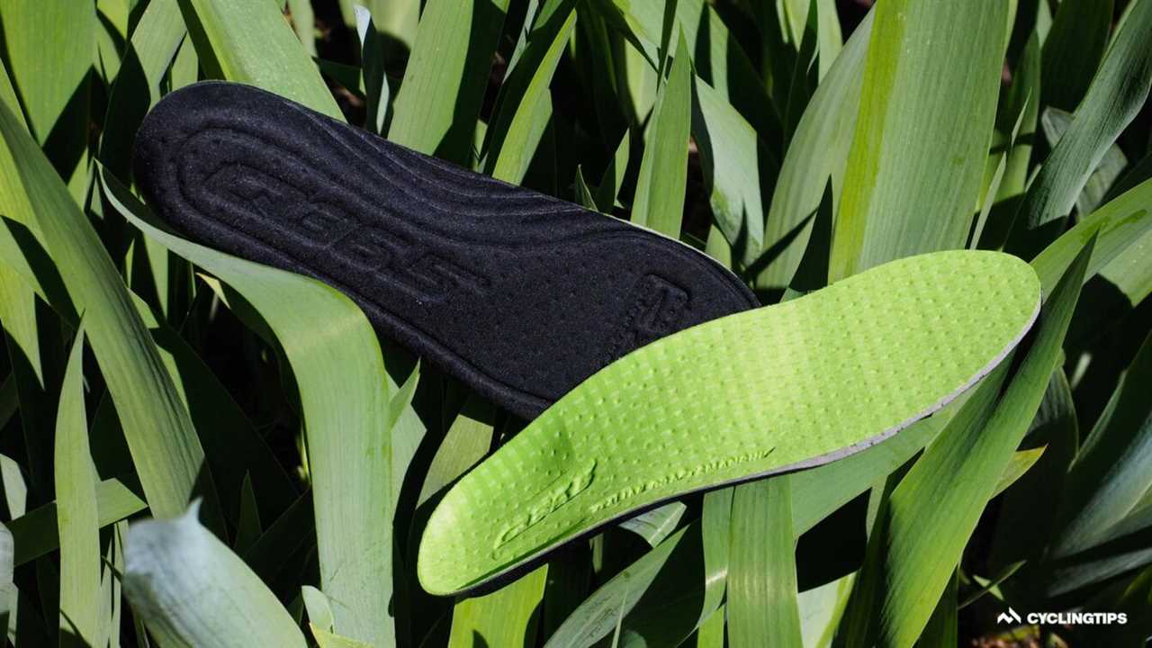 Q36.5 Unique road shoe review: Q for Quirky