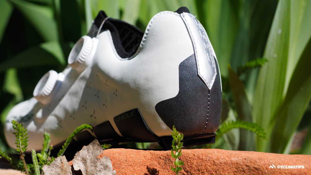 Q36.5 Unique road shoe review: Q for Quirky
