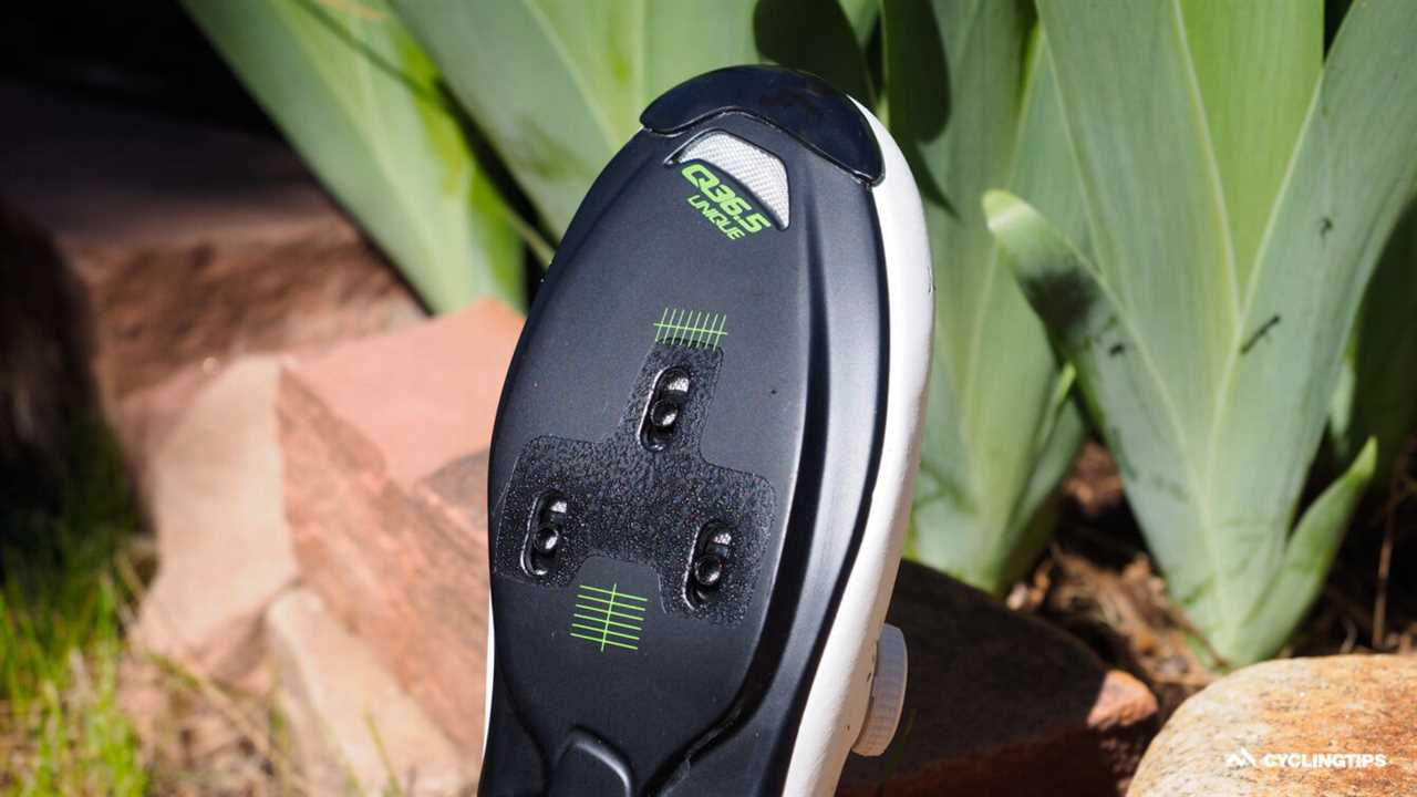 Q36.5 Unique road shoe review: Q for Quirky