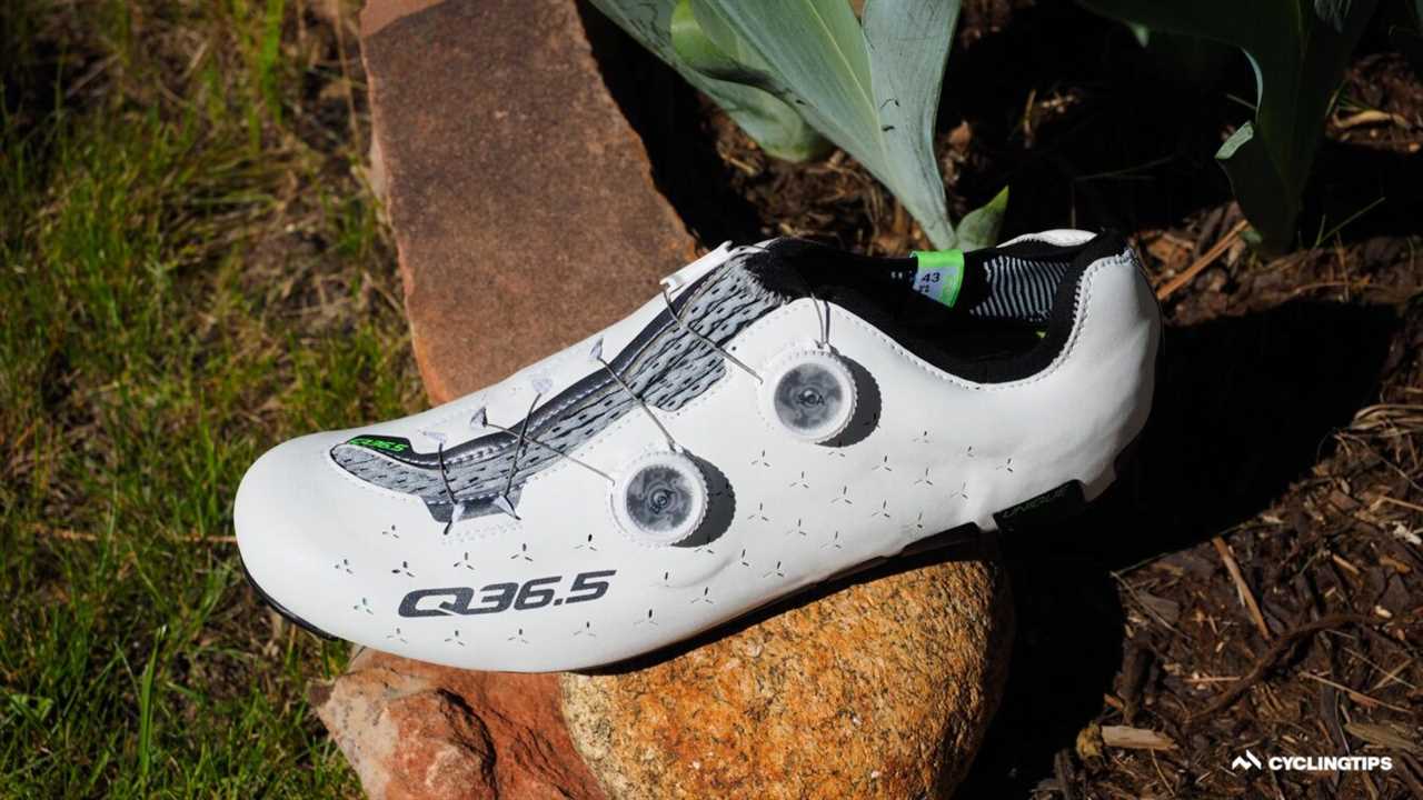 Q36.5 Unique road shoe review: Q for Quirky