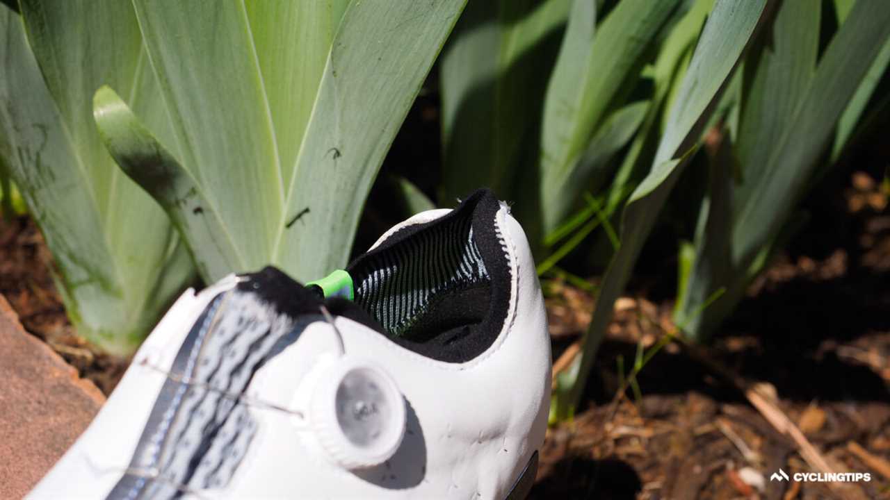 Q36.5 Unique road shoe review: Q for Quirky