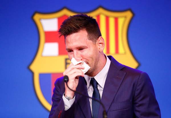 “PSG move a possibility”: Lionel Messi during his tearful press conference at Camp Nou