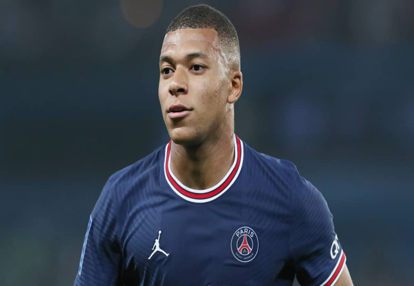 Real Madrid makes their first move to sign Kylian Mbappe, offers this huge amount to PSG striker