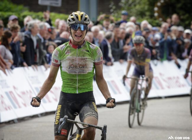 Vos wins fourth stage of Simac Ladies Tour, Van den Broek-Blaak takes over lead
