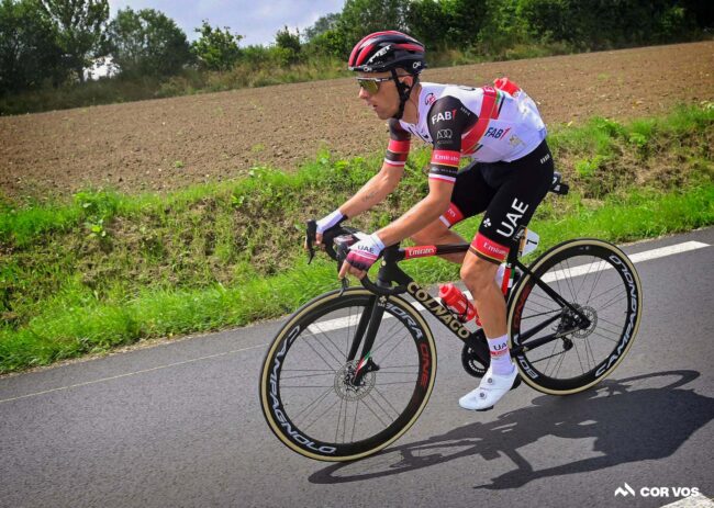 Rafał Majka wins stage 15 of the Vuelta after 87.4 km solo
