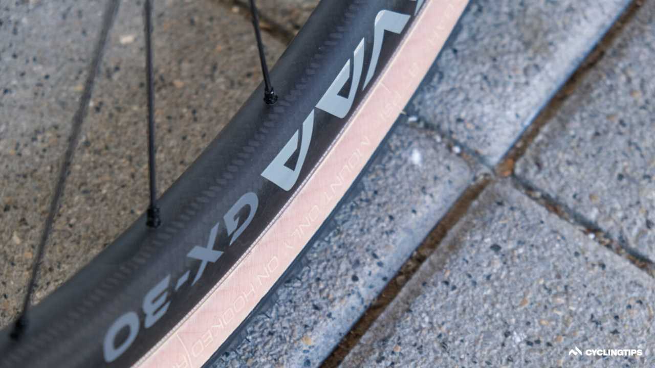 Want on-the-fly tyre pressure adjustment? Gravaa’s KAPS wheels can do that