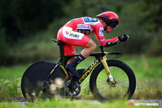 Primož Roglič takes an emphatic third consecutive Vuelta victory