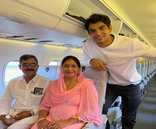 “Small dream come true”: Neeraj Chopra shares pictures of his parents on their first flight