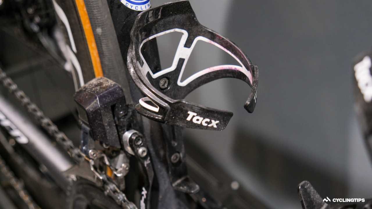Gallery: Alaphilippe’s worlds winning Tarmac SL7 with clinchers!