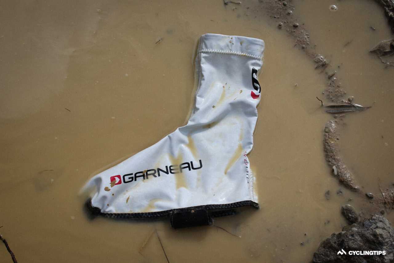 The mudless mystery of Mathieu van der Poel’s shoes