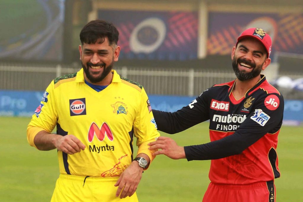 “Andddd the King is back”: Virat Kohli hails Dhoni the finisher after he took CSK into the final of IPL 2021