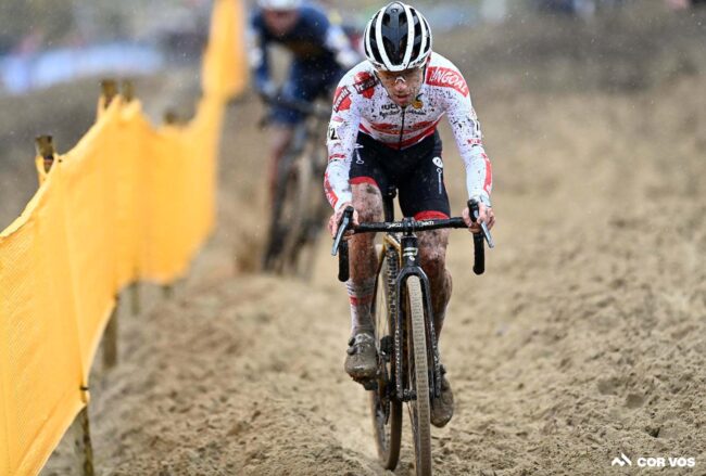 Koksijde boxing match ends in victory for World Cup leader Eli Iserbyt