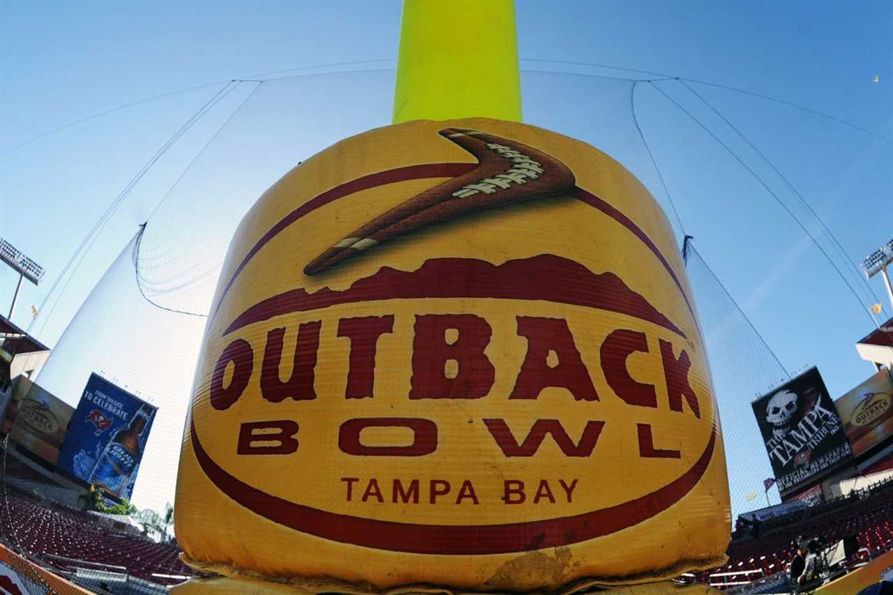 Outback Bowl - South Carolina v Michigan