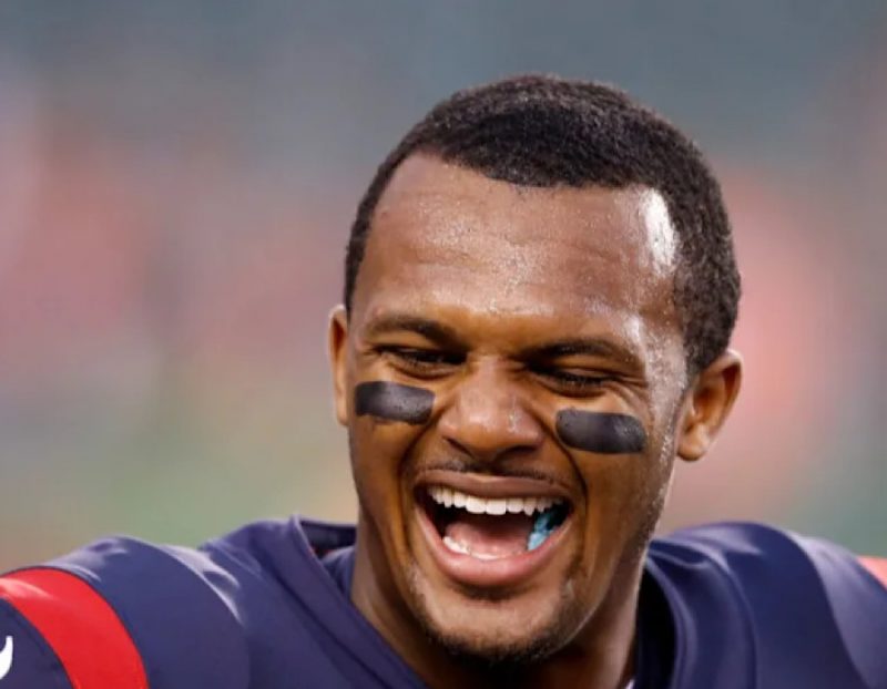 9 Laugh Out Loud Deshaun Watson Memes