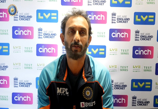 Team was distracted for a while after Ravi Shastri’s COVID-19 test result: Vikram Rathour