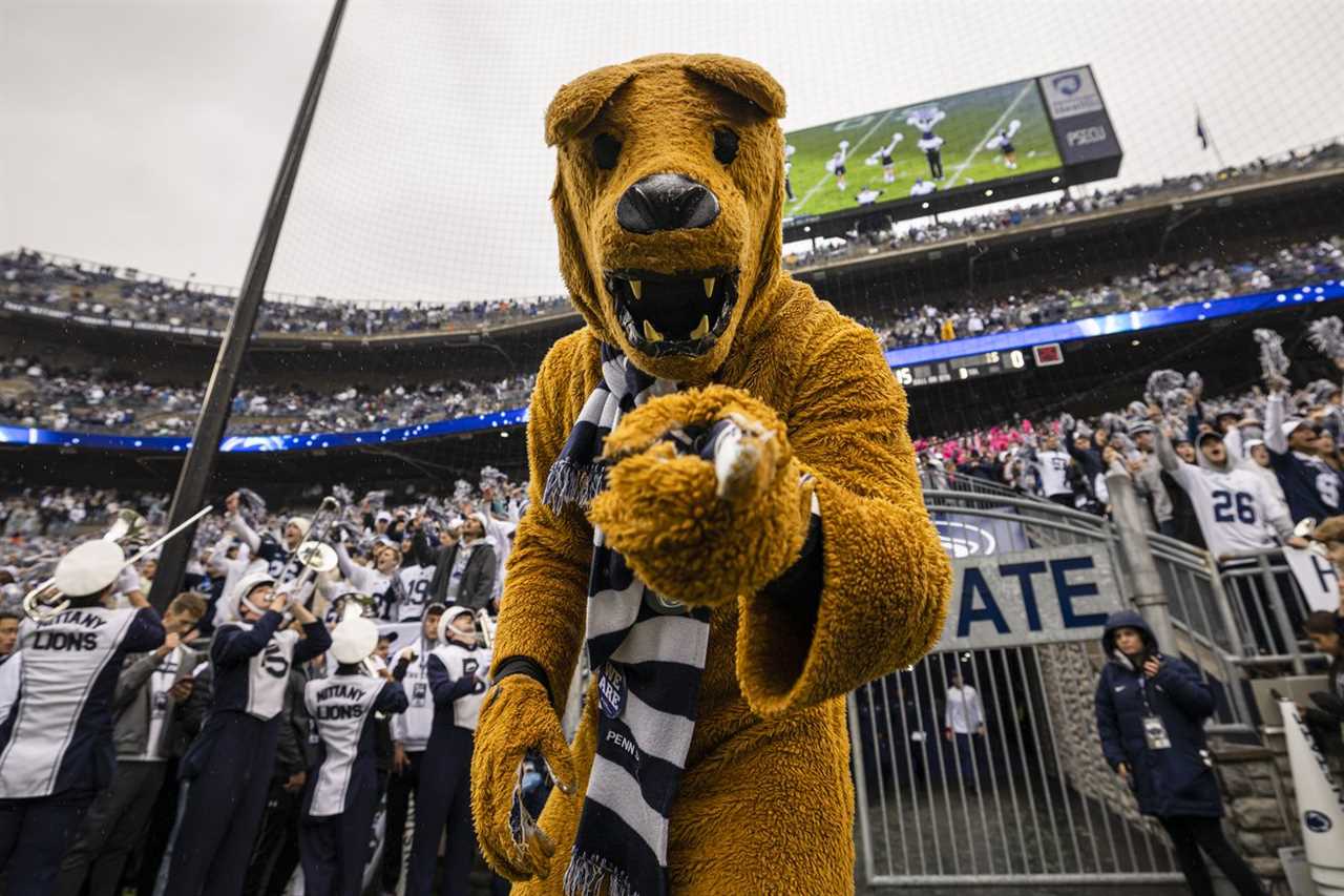 Illinois v Penn State