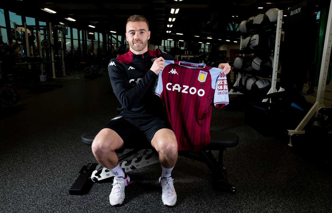 Aston Villa announce the signing of Calum Chambers from Arsenal