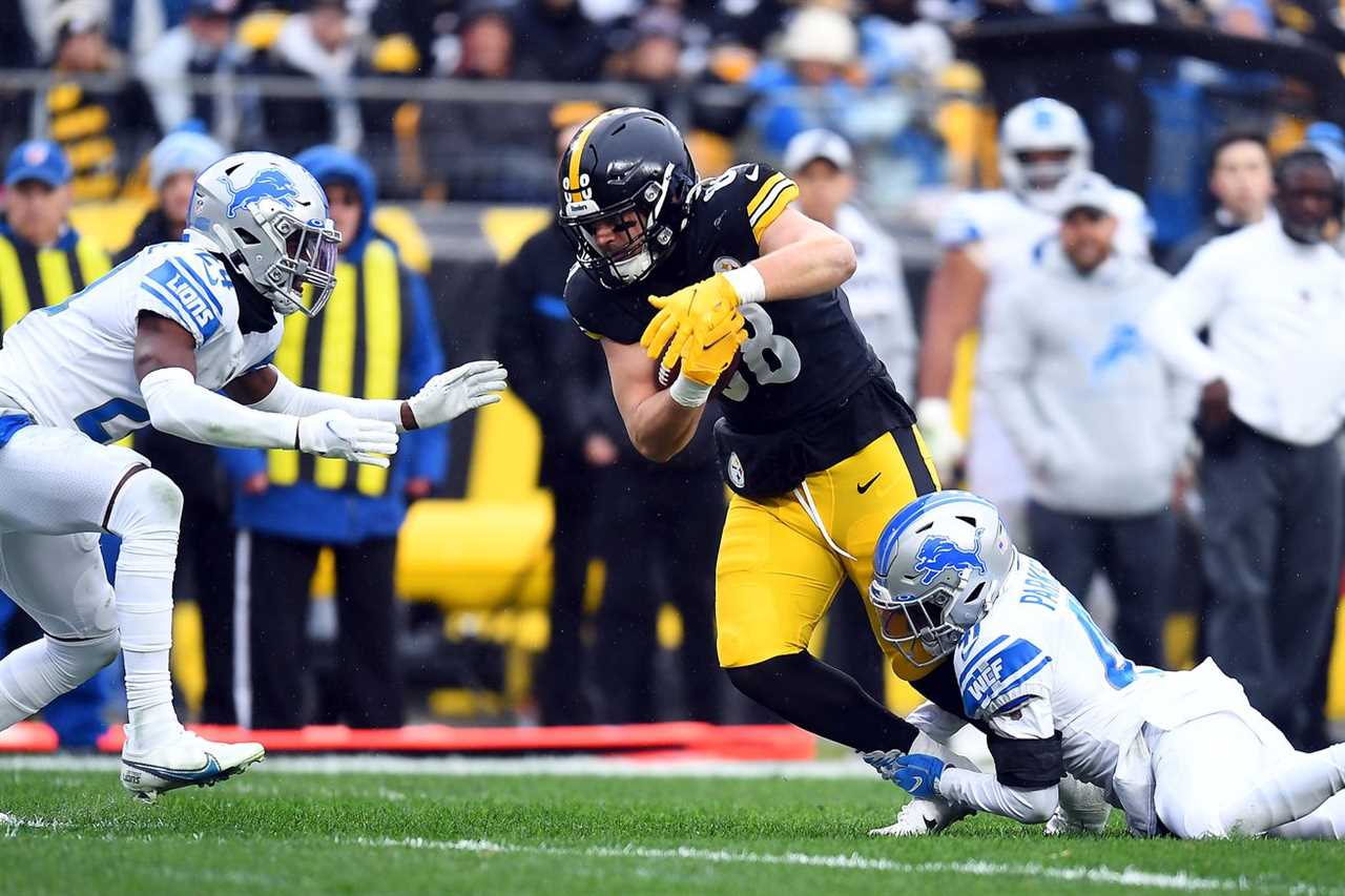 Detroit Lions v Pittsburgh Steelers