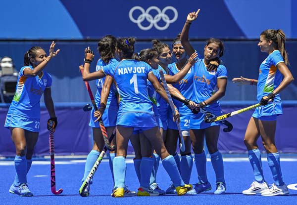 Haryana Government announces Rs 50 lakhs each to all 9 Indian women hockey players from state at Tokyo Olympics