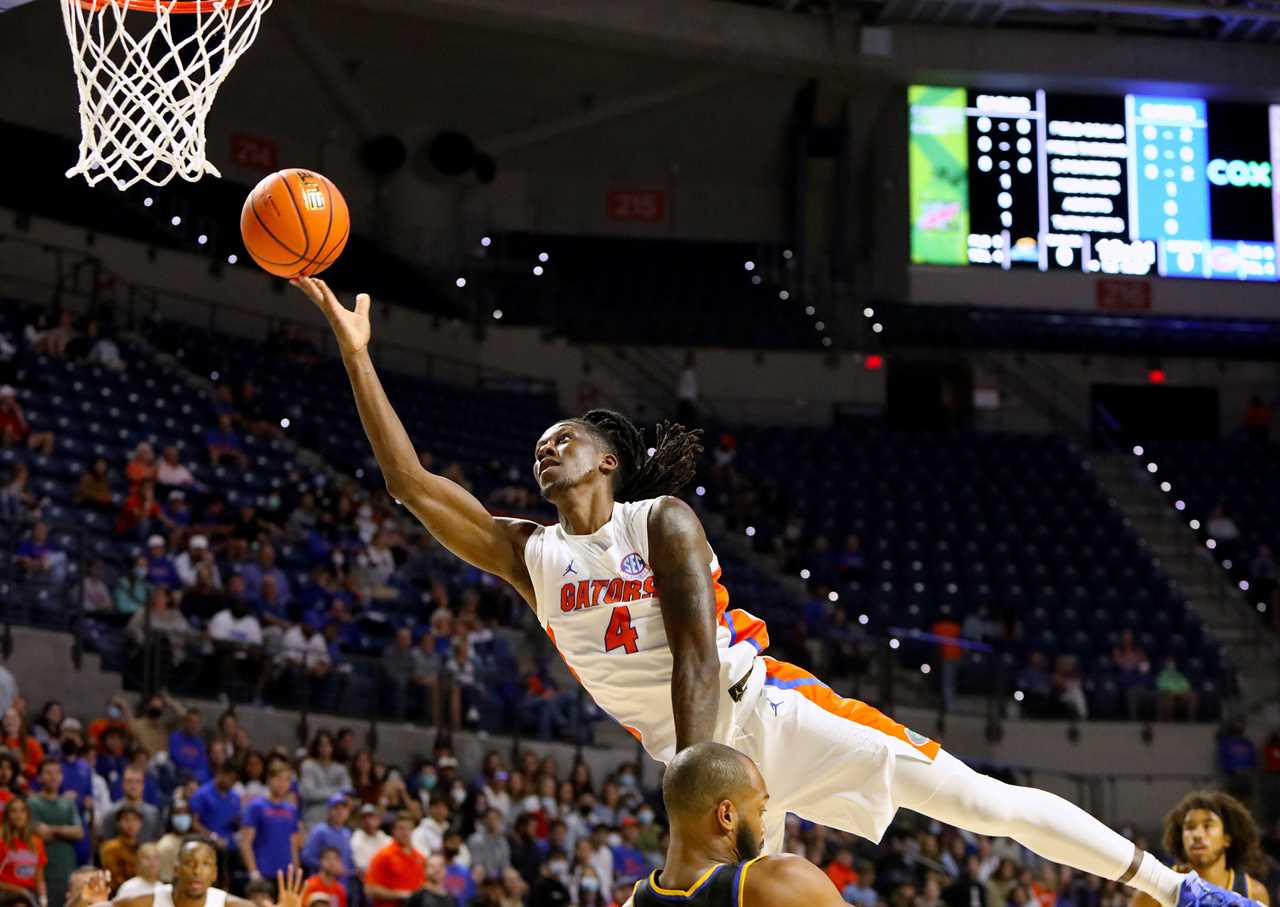 Here's Sports Illustrated's preseason ranking for Florida basketball