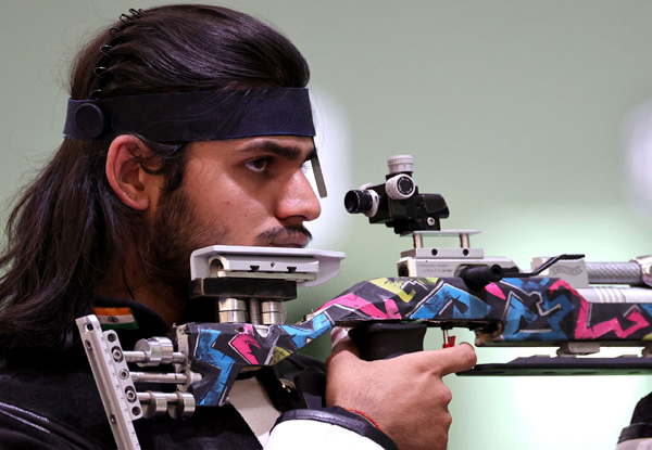 India at Tokyo Olympics: Deepak Kumar, Divyansh Singh Panwar finish way down in men’s 10m air rifle