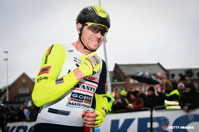 Well, that was weird: Kristoff solo and Merlier backwards at Scheldeprijs