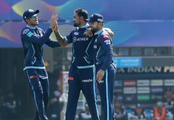 Pradeep Sangwan makes impressive comeback in IPL after 4 years | IPL 2022