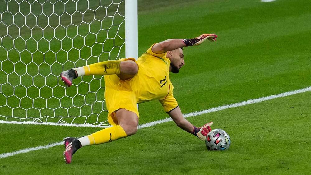 donnarumma italy euro