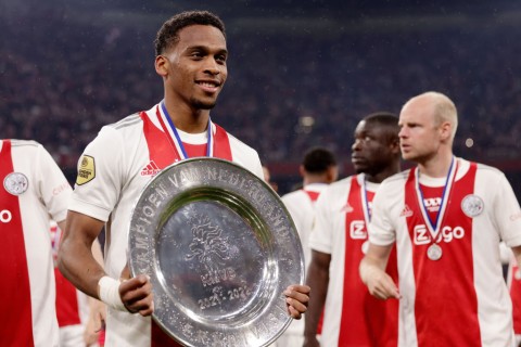 Manchester United boss Erik ten Hag targets ‘key’ Ajax defender ahead of Jurrien Timber