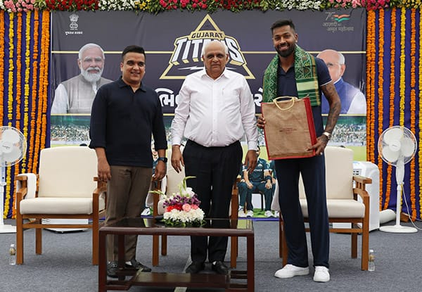 Hardik & co celebrate IPL 2022 win in style; Gujarat Titans players attend roadshow with trophy