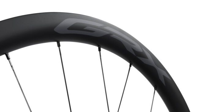 Shimano adds RX870 carbon wheels to the GRX family of gravel components