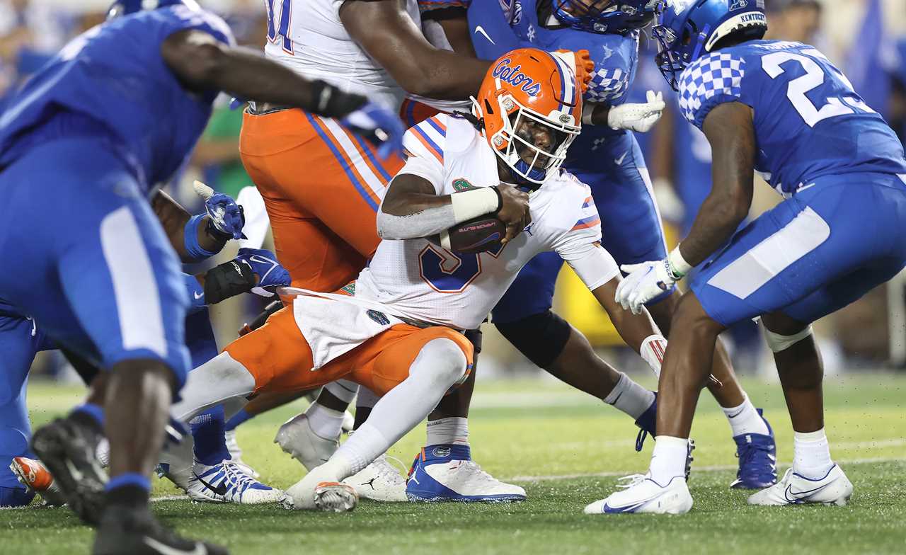 Sloppy loss causes Florida's steep drop in latest AP Poll