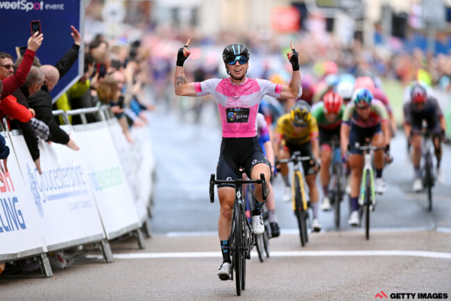 Unbeatable Wiebes takes second victory in a row at Women’s Tour, moves into overall lead