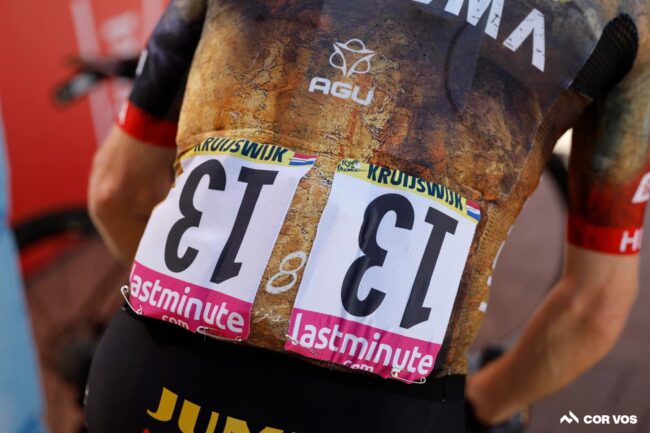 Another blow to Jumbo-Visma as Kruijswijk abandons with suspected broken collarbone