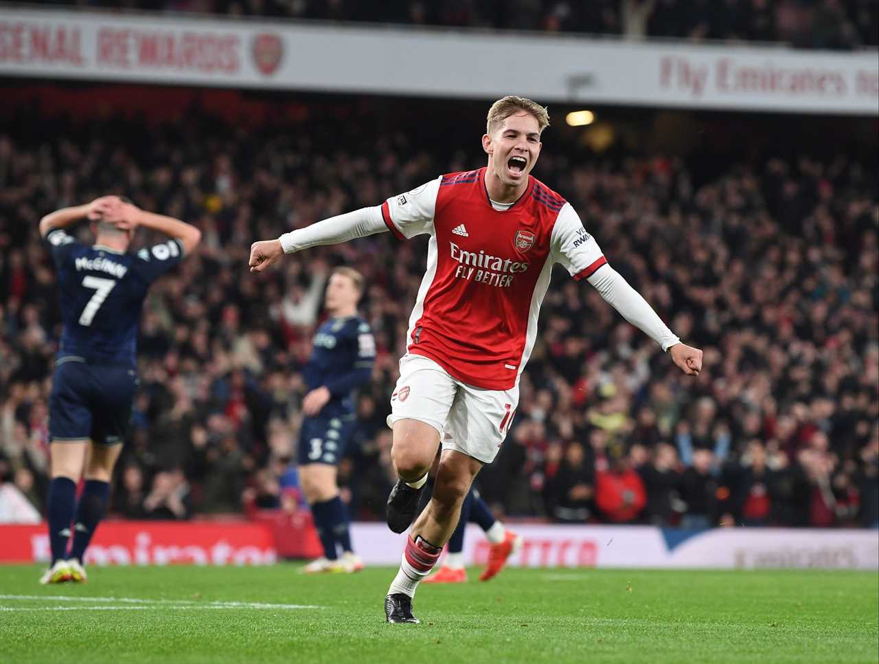 gareth southgate reveals why arsenals emile smith rowe was left out of the newest england team scaled