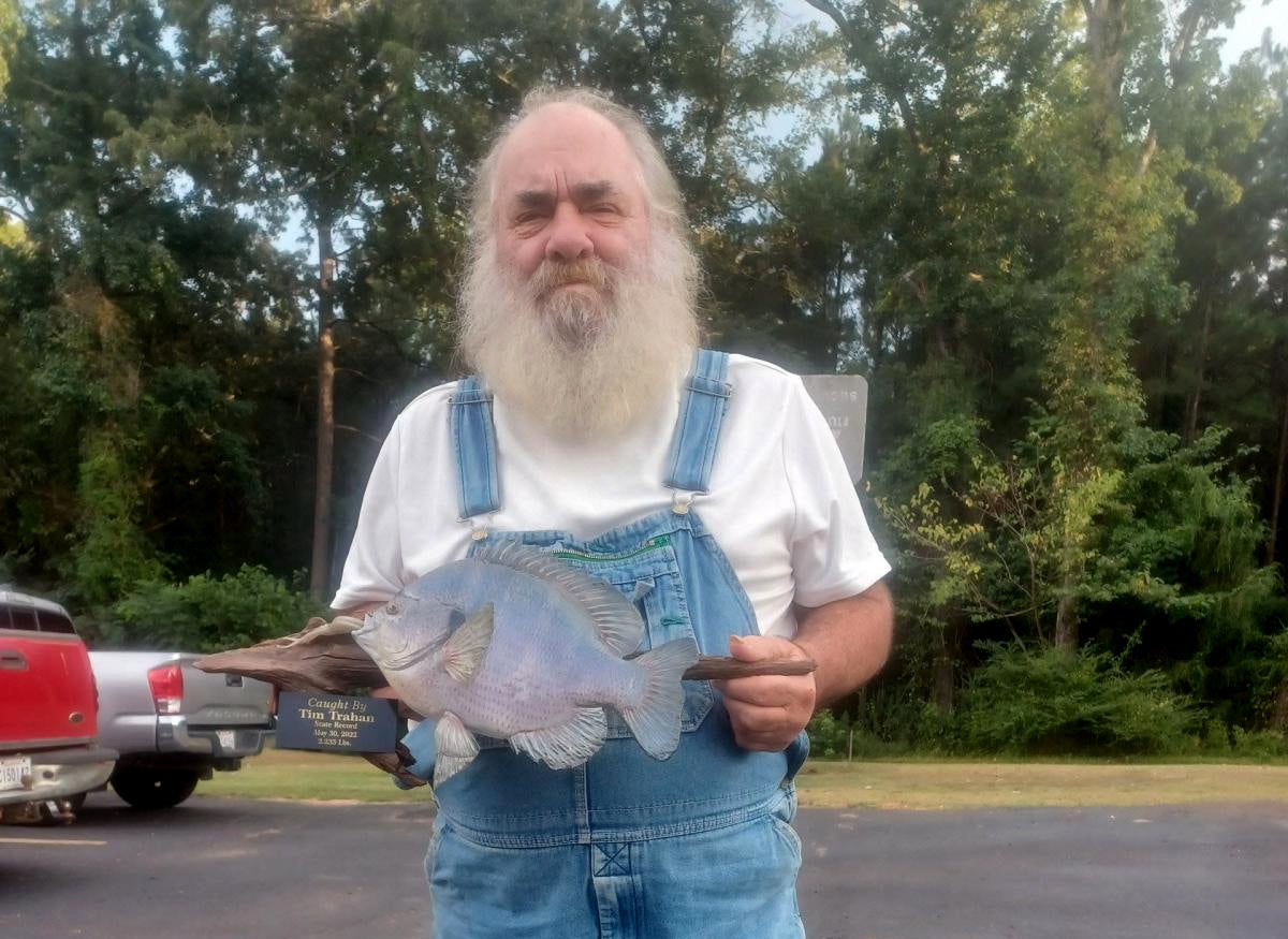 Retired Welder Catches New Louisiana State-Record Bluegill From His Neighbor’s Pond