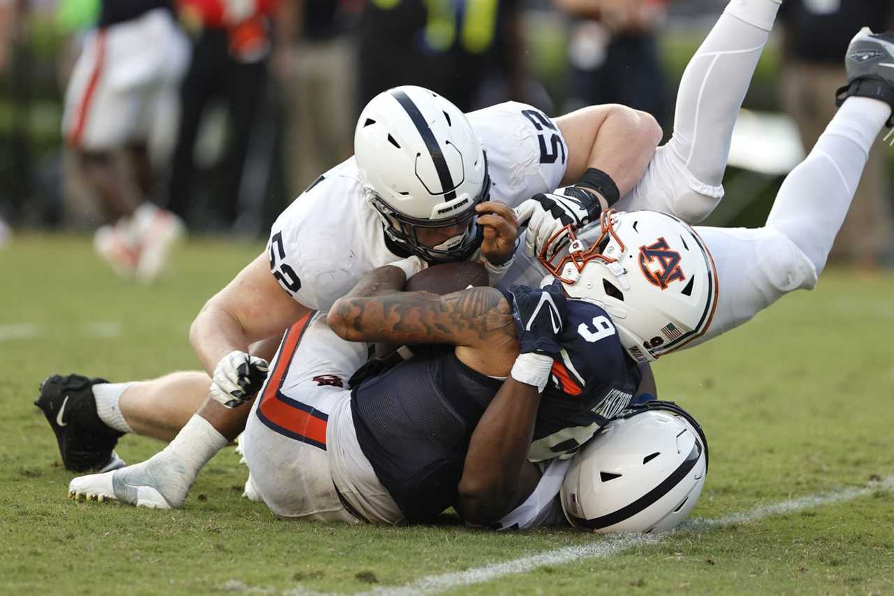 NCAA Football: Penn State at Auburn