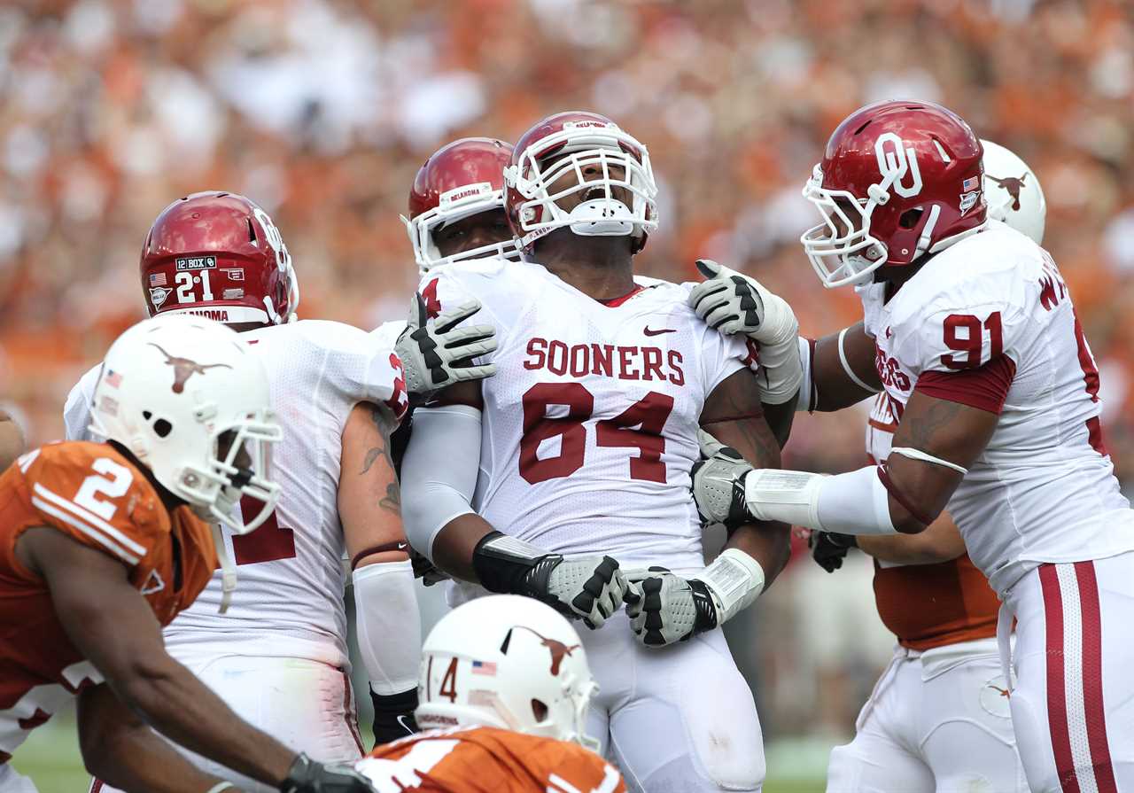 Oklahoma Sooners vs. Texas Longhorns: Stream, injury report, broadcast info for week 6