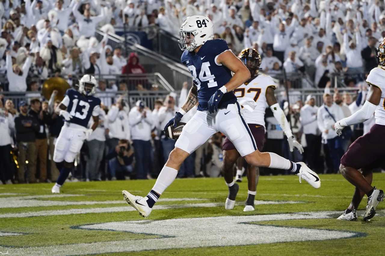 COLLEGE FOOTBALL: OCT 22 Minnesota at Penn State