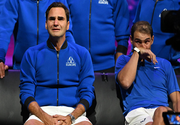 Emotional Roger Federer cries along with Rafael Nadal | Watch Video