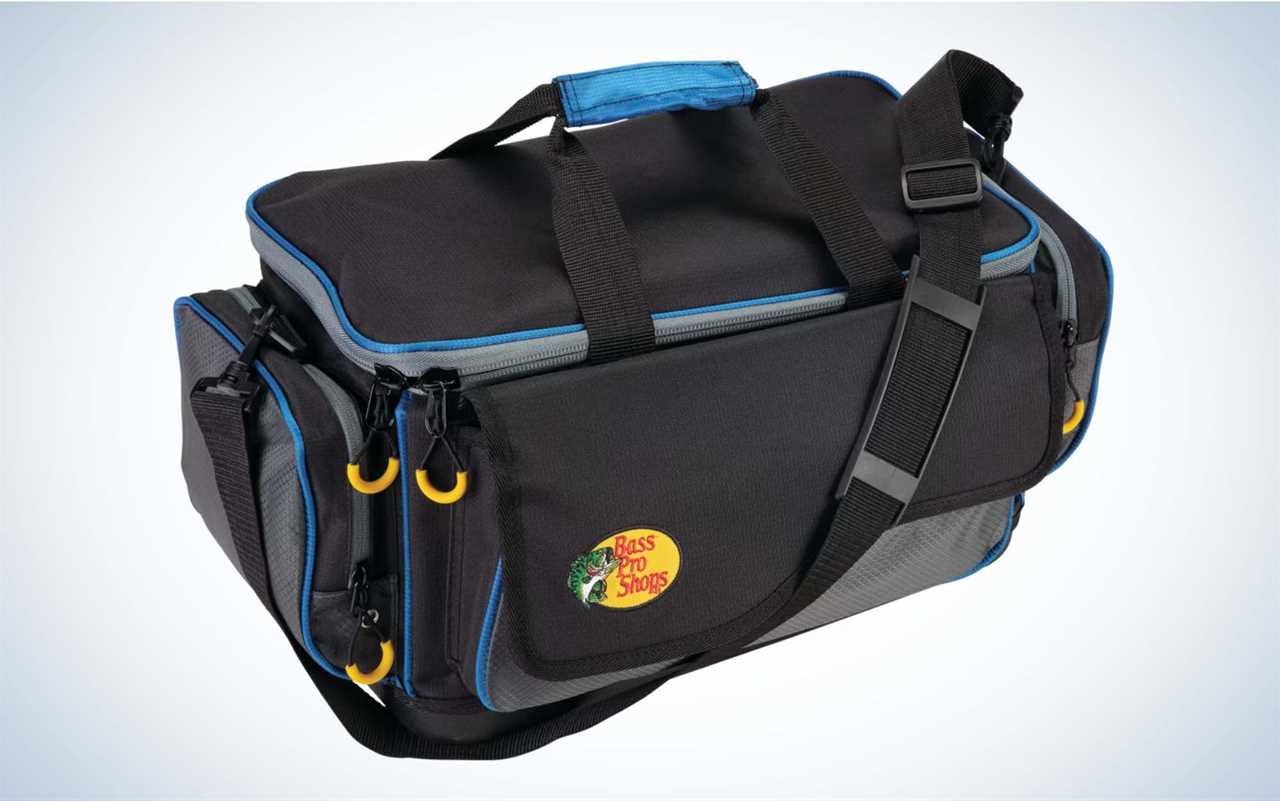 BassProProGuideTackleBag