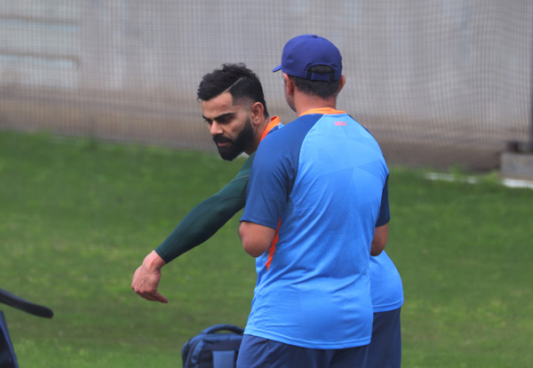 Virat Kohli celebrates 34th birthday in Melbourne ahead of Super-12 clash against Zimbabwe | T20 World Cup 2022