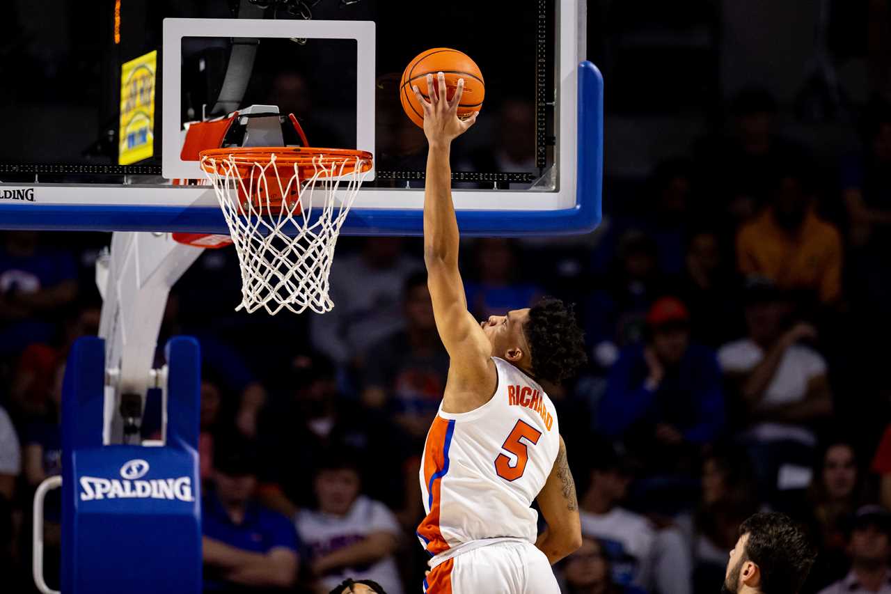 Florida basketball adds a couple votes in AP Poll's Week 2 update