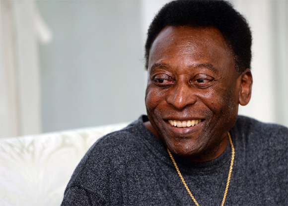 Pele stable after being admitted to hospital in Brazil