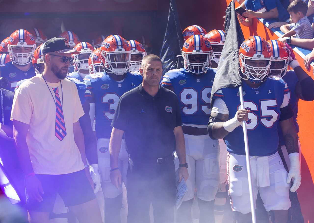 ESPN's bowl picks have Gators playing a close game in Las Vegas