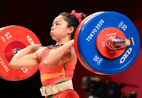 World Weightlifting Championships 2022: Mirabai Chanu lifts combined weight of 200 kgs to win silver