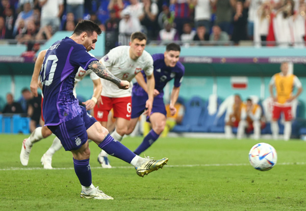 FIFA World Cup 2022: Mac Allister, Alvarez strikes take Argentina into Rd 16; Messi misses’ penalty