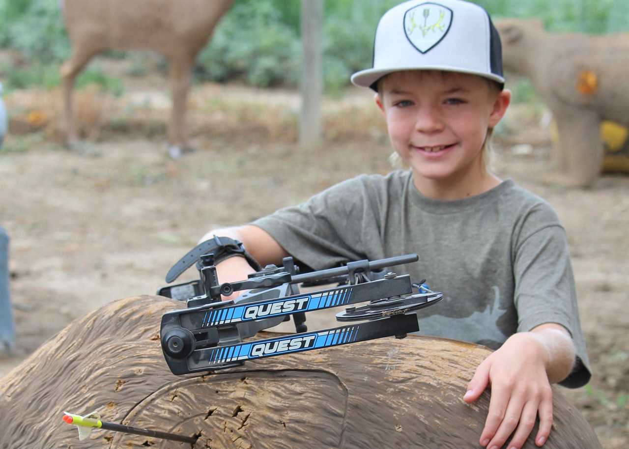 Youth bow and youth archer