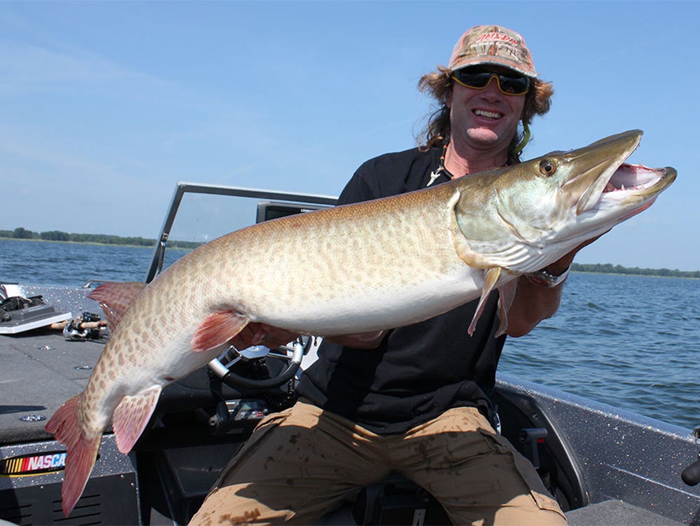 Green Bay Muskie fishing