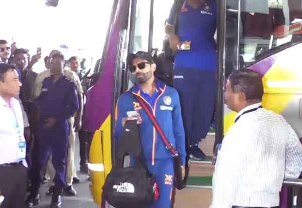 Indian team leaves Nagpur for second test match in Delhi | INDvsAUS